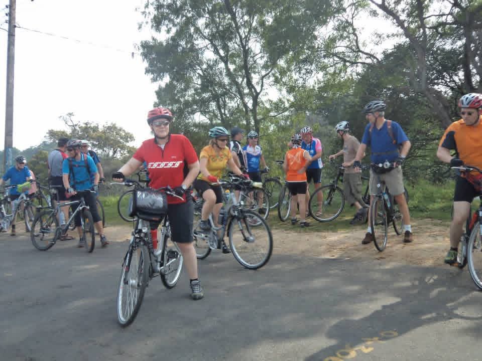 Cycling trail in Sri Lanka - c3