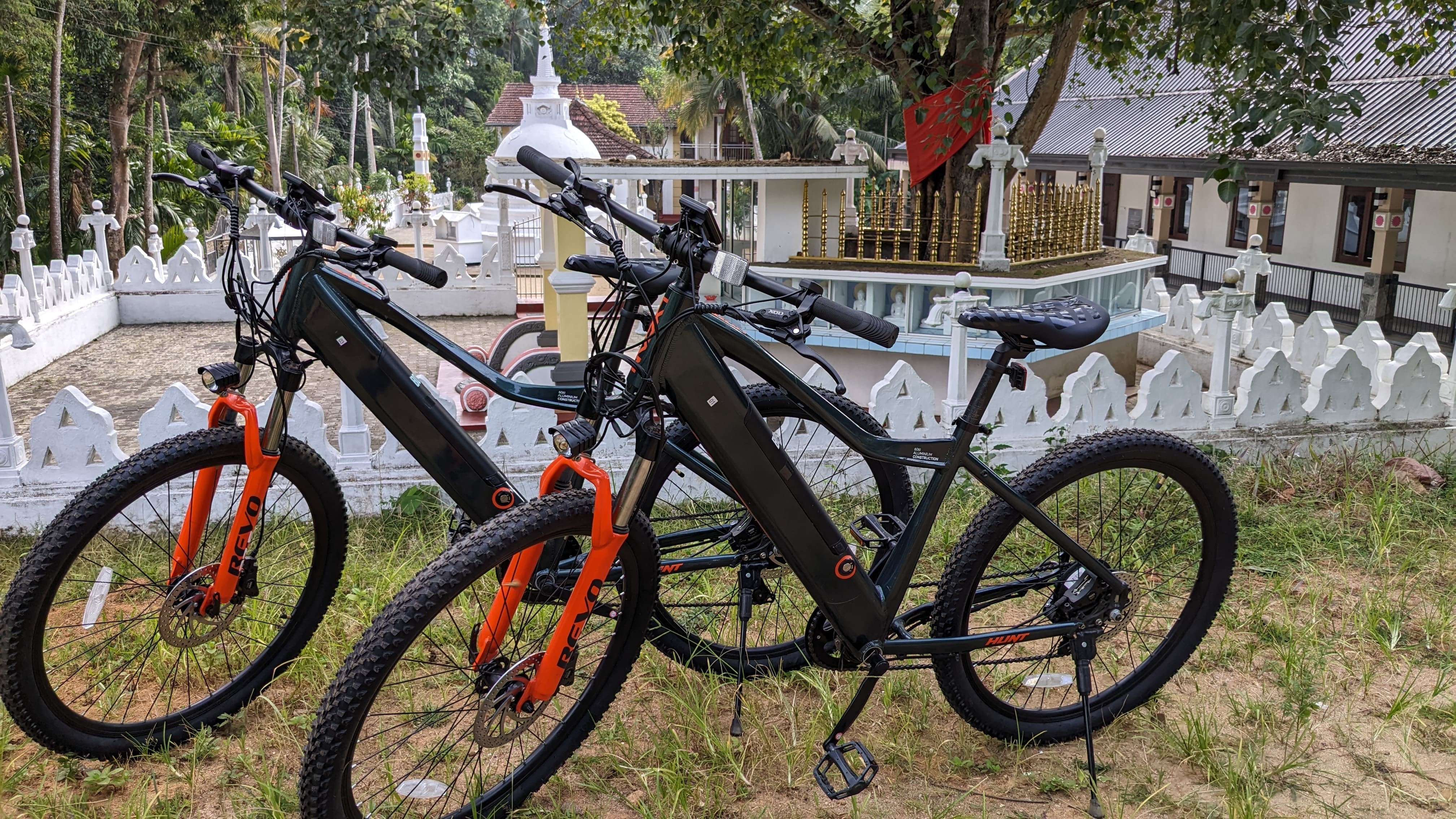 Cycling trail in Sri Lanka - c4