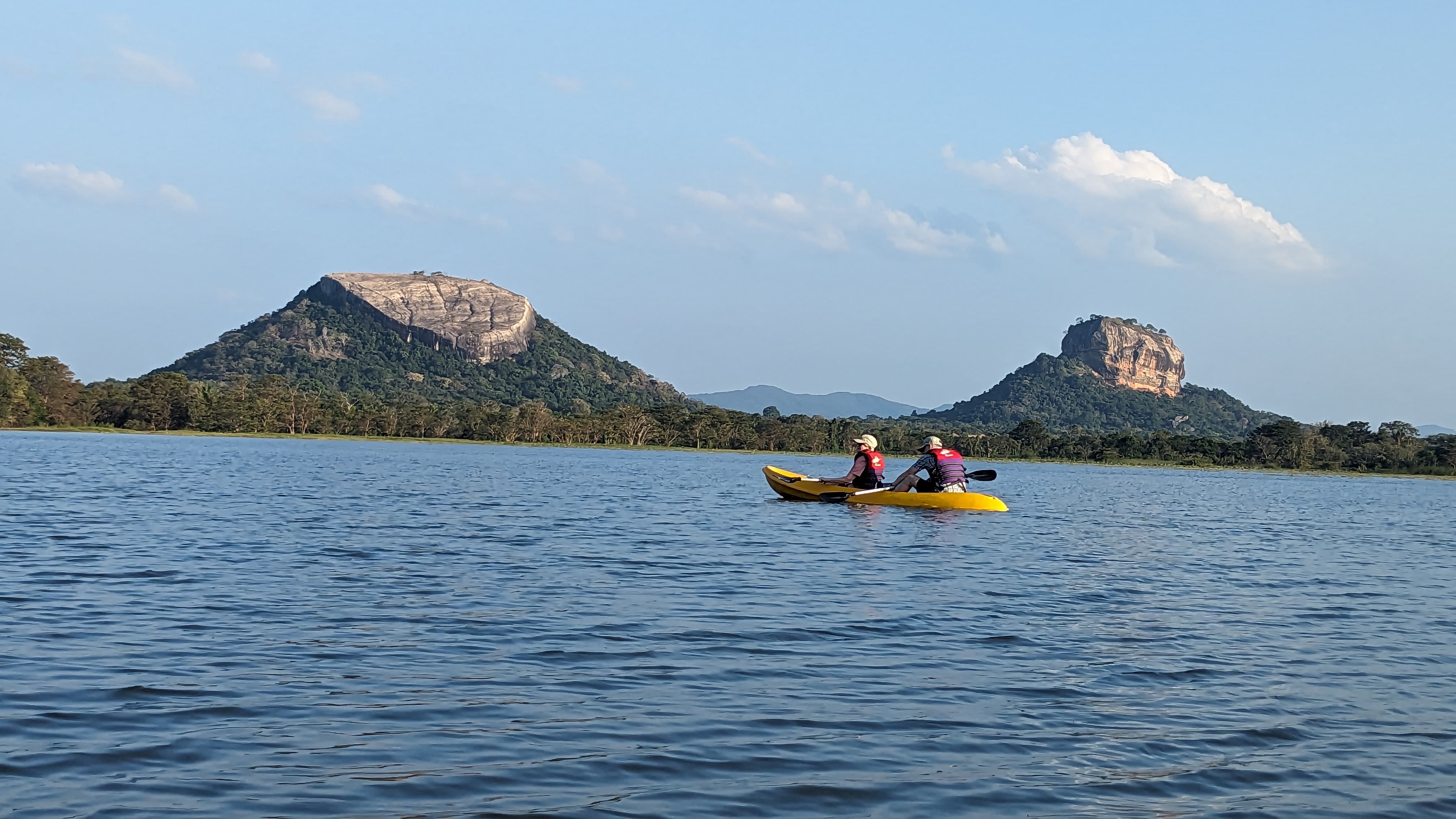 Kayaking expedition in Sri Lanka - k2